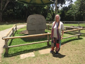 2015-10-15 12.03.21_x_web_statue_san_agustin