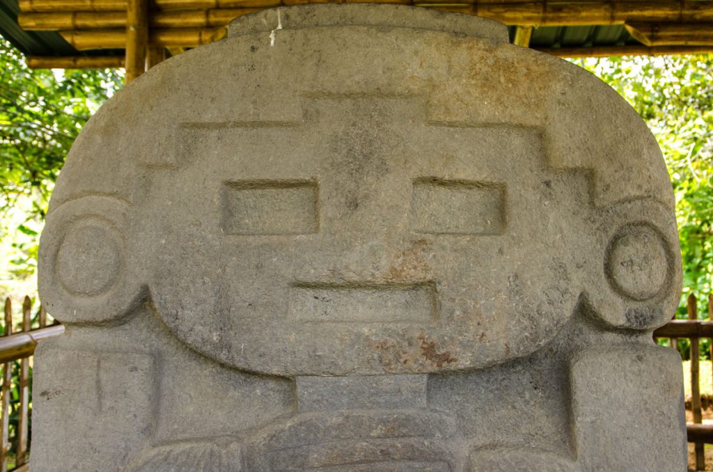 web-fb-YRP_9494_la_mascara-statue-san-agustin